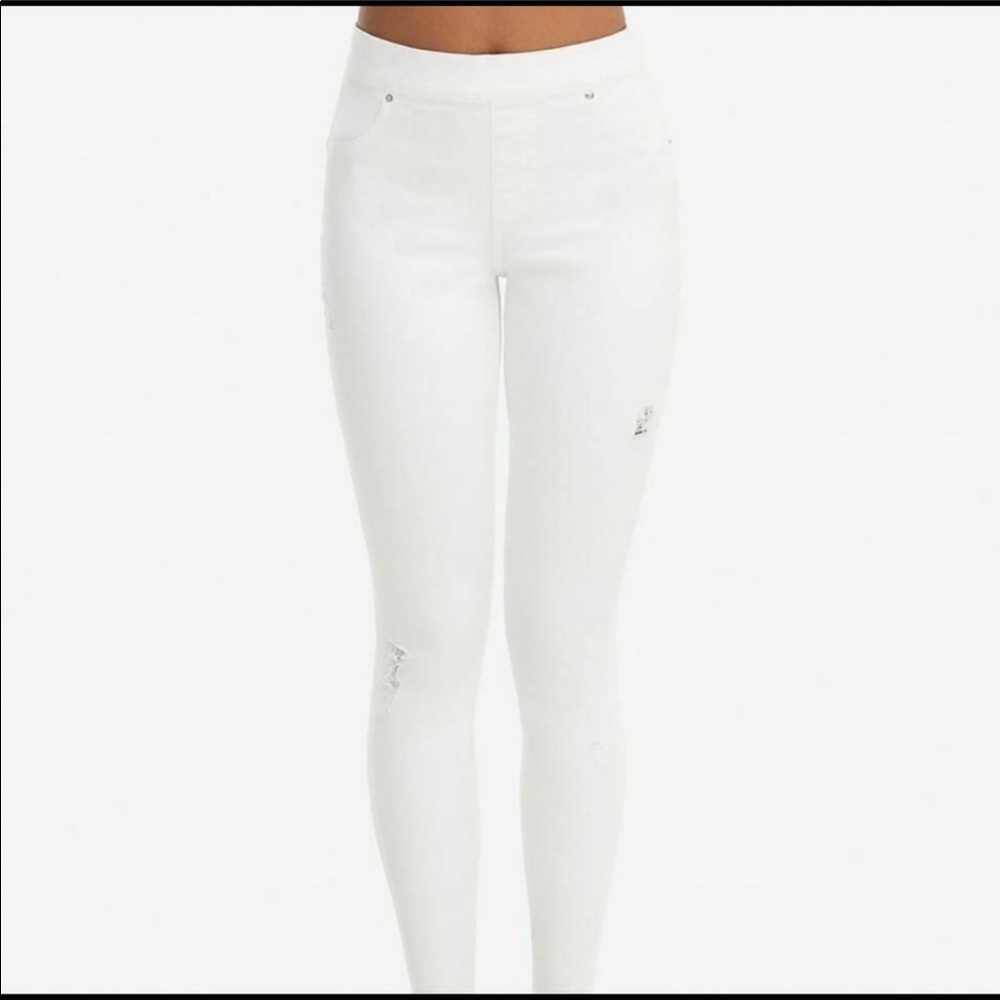 Spanx distressed skinny jeans /Brand New With Tags - Picture 4 of 8